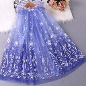 Violet Snowflake Patterned Cape